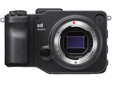 SIGMA sd Quattro 7/7発売！