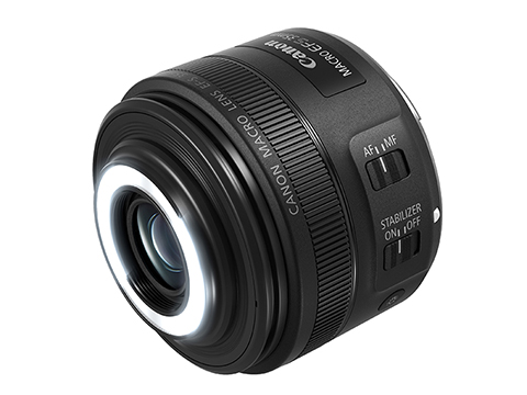 Canon、LEDライト内蔵の“EF-S35mm F2.8 マクロ IS STM”を5月下旬より発売！