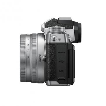 Z fc 16-50VR レンズキット シルバー【Nikon Creators 応援サマーキャンペーン2025対象商品 2025年6月27日〜8月25日まで】