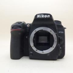 ニコン D7500 ボディ